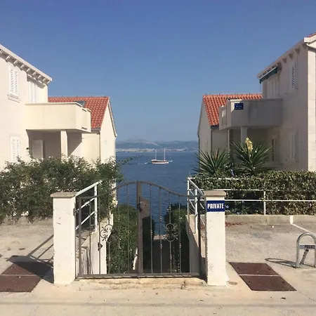 Andrea Apartment