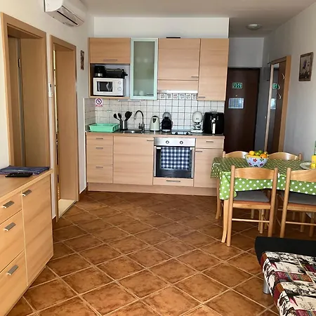 Apartment Andrea Sutivan