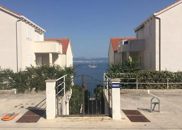 Andrea Apartment